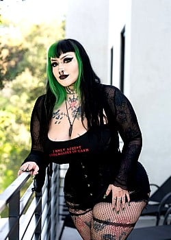 Bella Luna Bae